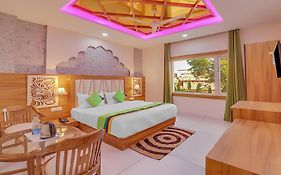 Treebo Royal Mirage, Bhoopatwala